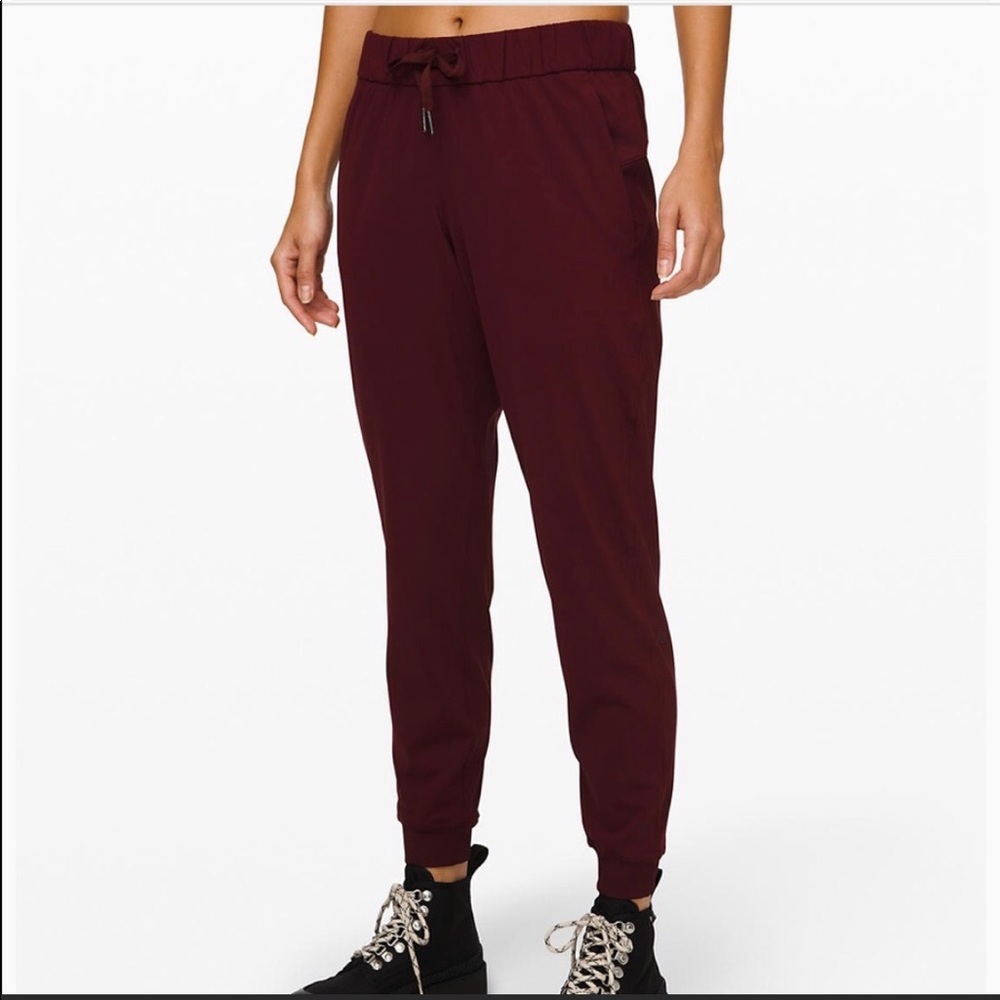 Lululemon joggers